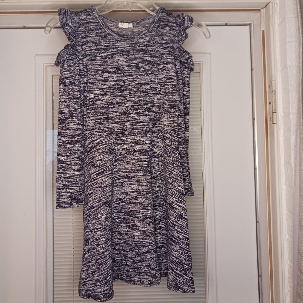 2/$6 - Eyeshadow Blue/Gray Dress Size Girls(10)